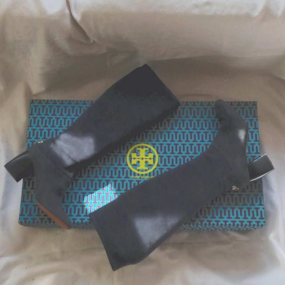 DESIGNER Tory Burch Boots